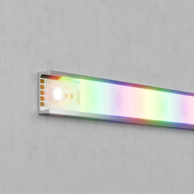 Светодиодная лента 24В 5050 19,2Вт/м Цветная (RGB) + 4000K 5м IP20, ракурс 3