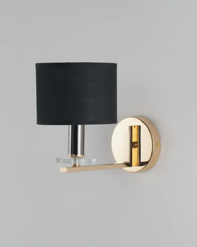 Бра Moderli V2640-1W TRIO — золотой, ракурс 3