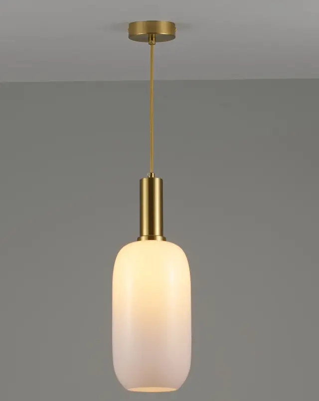 Светильник Moderli V2890-1P MARTIN — золотой, ракурс 3