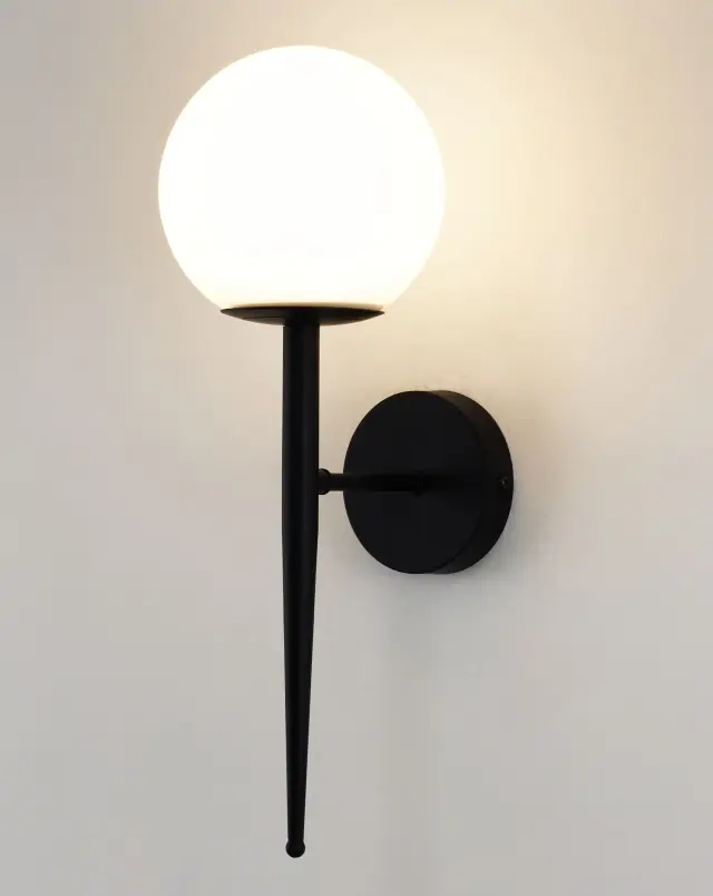 Бра Moderli V6043-1W SCRUMBEL — черный, ракурс 2