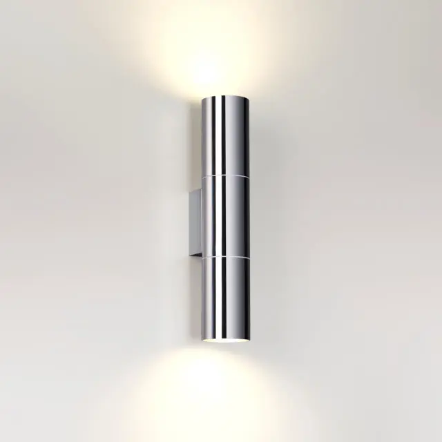 Накладное бра Odeon Light в стиле хай-тек с двумя вертикальными глянцевыми хромированными цилиндрами, ракурс 3