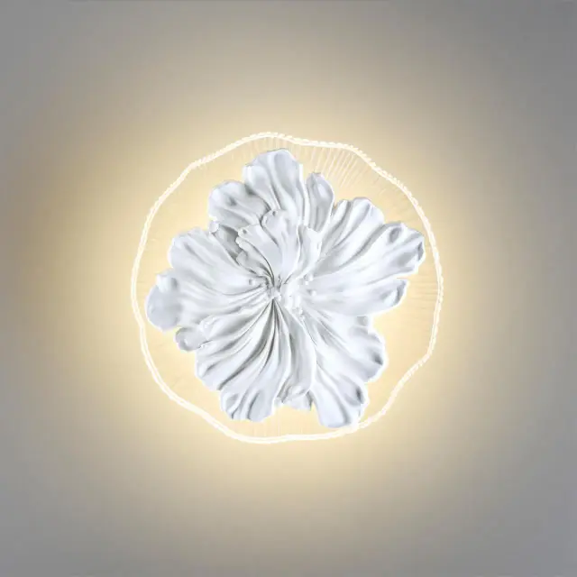 Накладное бра Odeon Light в коллекции FIORE, белый матовый металл и рельефный акрил в форме цветка, ракурс 5