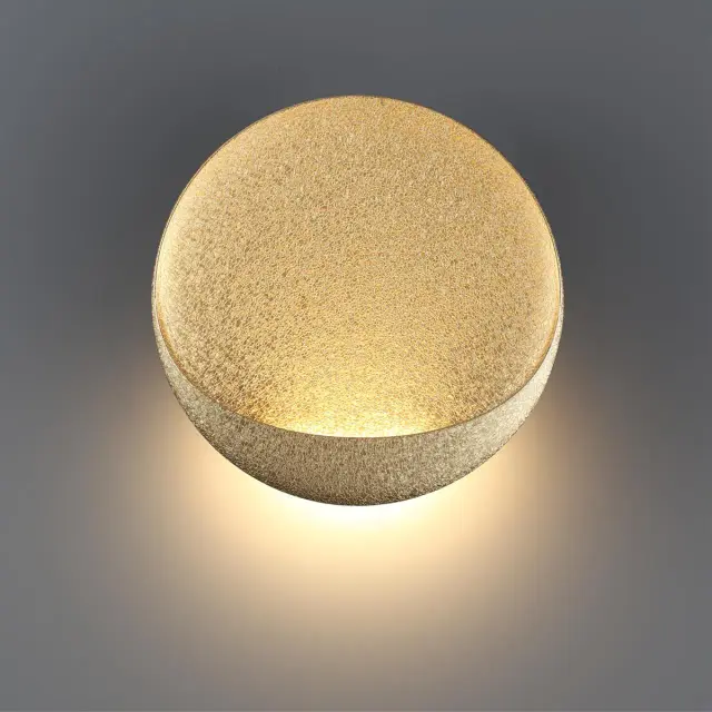 Накладное бра Odeon Light VELA, золотой матовый металл и акрил с рельефным декором, диаметр 200 мм, ракурс 5