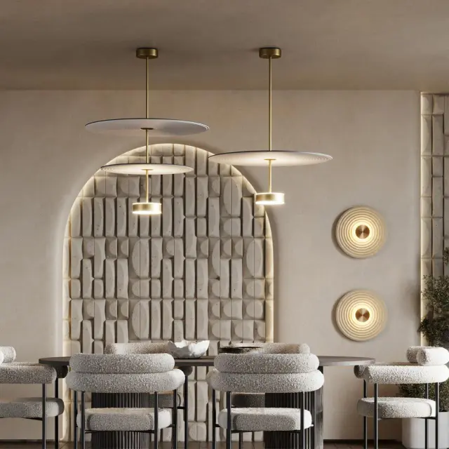 Накладное бра Odeon Light FELT бежевого цвета с концентрическими линиями из акрила и фетра, бронзовая арматура, ракурс 5