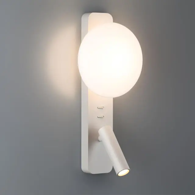Бра Odeon Light матовый белый, вертикальный дизайн с крупным акриловым плафоном и вращающимся спотом, ракурс 5