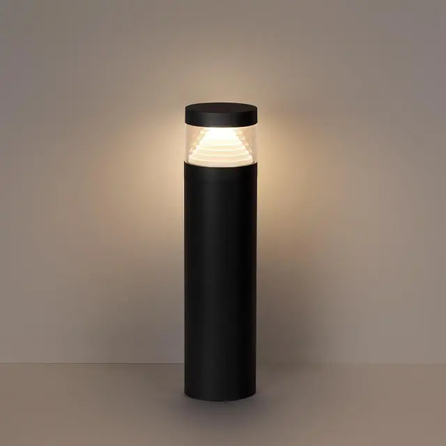 Наземный уличный светильник Odeon Light в минималистичном стиле, черный матовый корпус и прозрачный акриловый, ракурс 4
