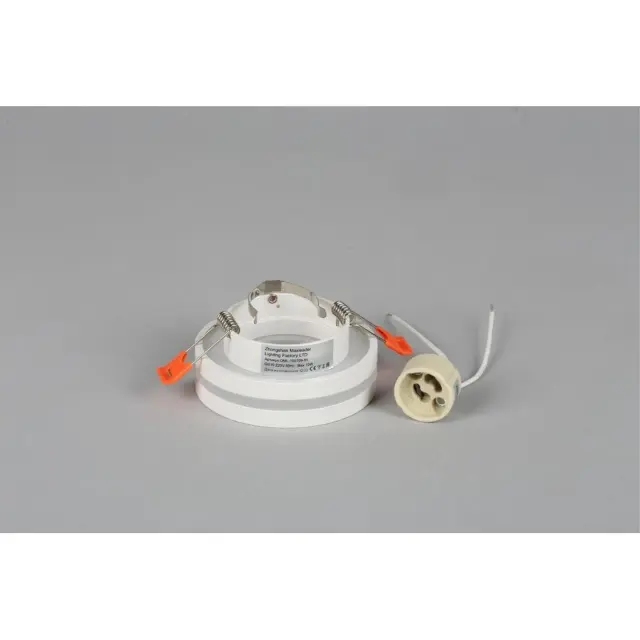 Точечный светильник Omnilux OML-102709-01 NAPOLI — белый, ракурс 6