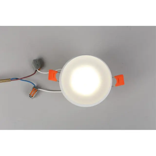 Точечный светильник Omnilux OML-102809-01 GENOVA — белый, ракурс 4