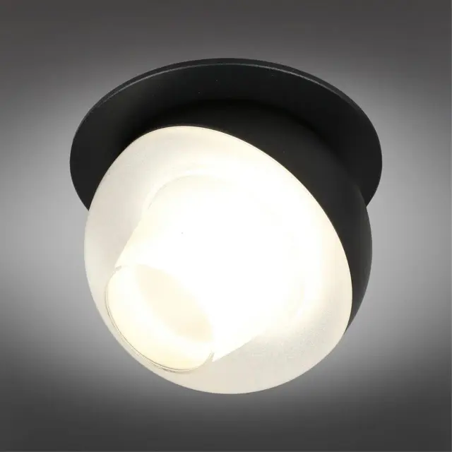 Точечный светильник Omnilux OML-103019-08 MANTOVA — черный, ракурс 2