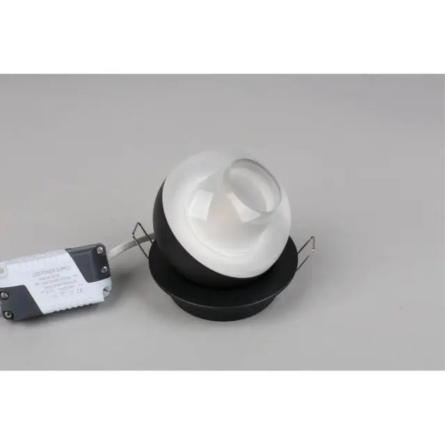 Точечный светильник Omnilux OML-103019-08 MANTOVA — черный, ракурс 5