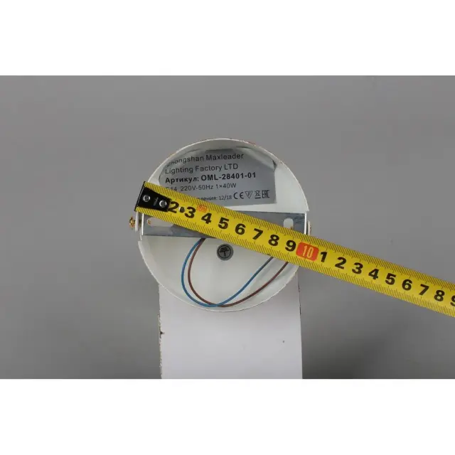 Бра Omnilux OML-28401-01 UGENTO — белое золото, ракурс 3