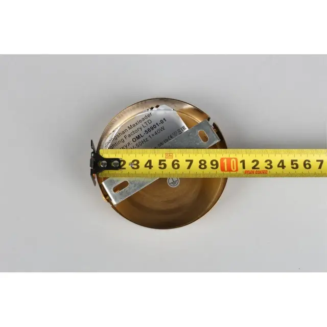 Бра Omnilux OML-56901-01 BARUMINI — золотой, ракурс 6