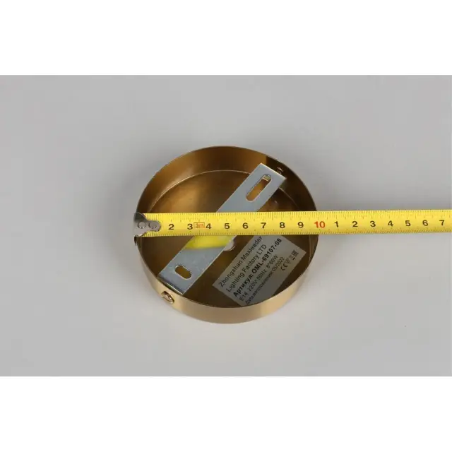 Люстра Omnilux OML-69107-08 ALES — латунь, ракурс 7