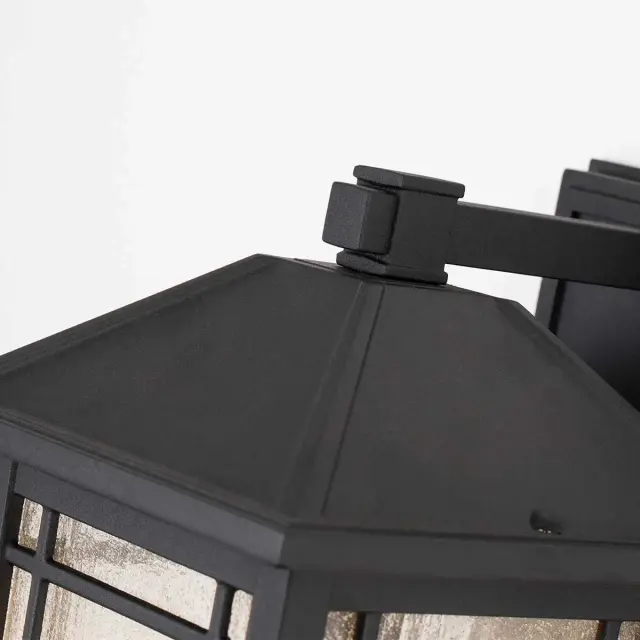 Уличный светильник Quoizel QZ-CEDAR-POINT-M-BK — черный, ракурс 2